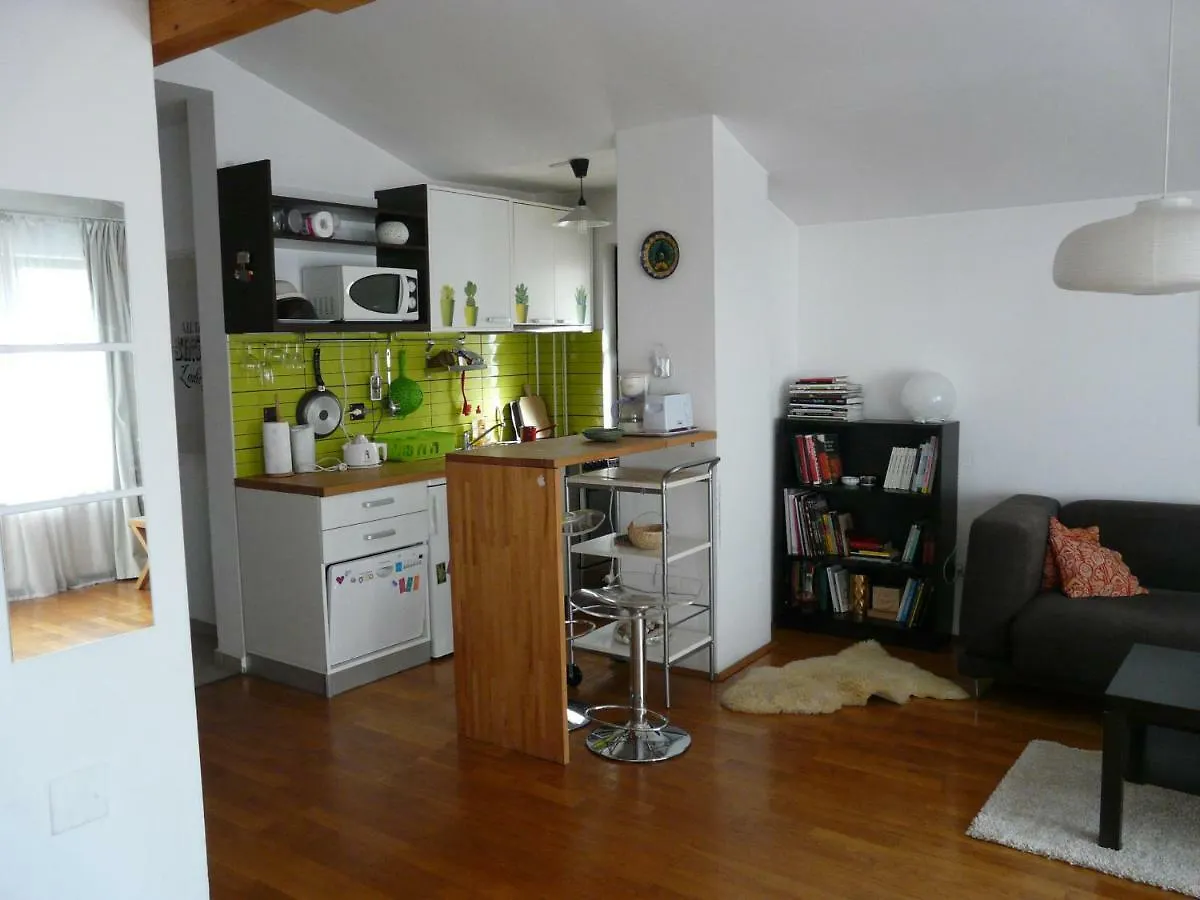 Cosy studio 55sqm, Cotroceni Area Bucarest 0*,  Romania